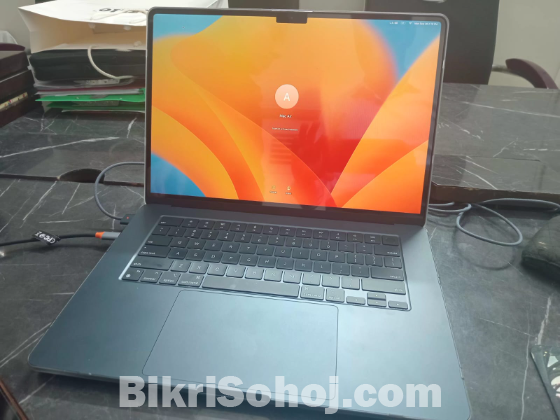 Apple Air M2 chip 15 Inch (AppleCare Exp Dec 16 2026 )